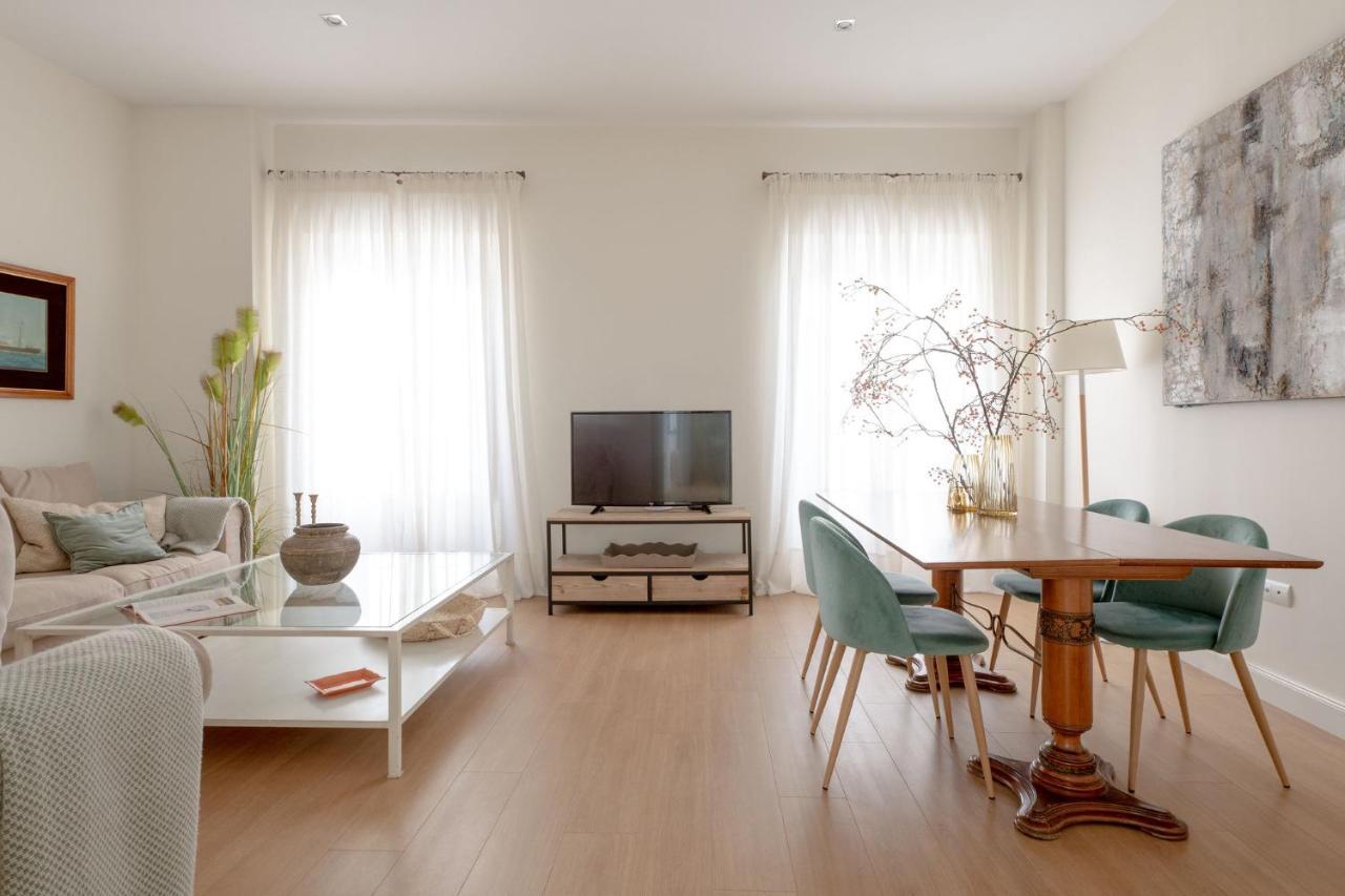 Plaza Nueva 2 Bedrooms & 2 Bathrooms Sevilla Exteriör bild